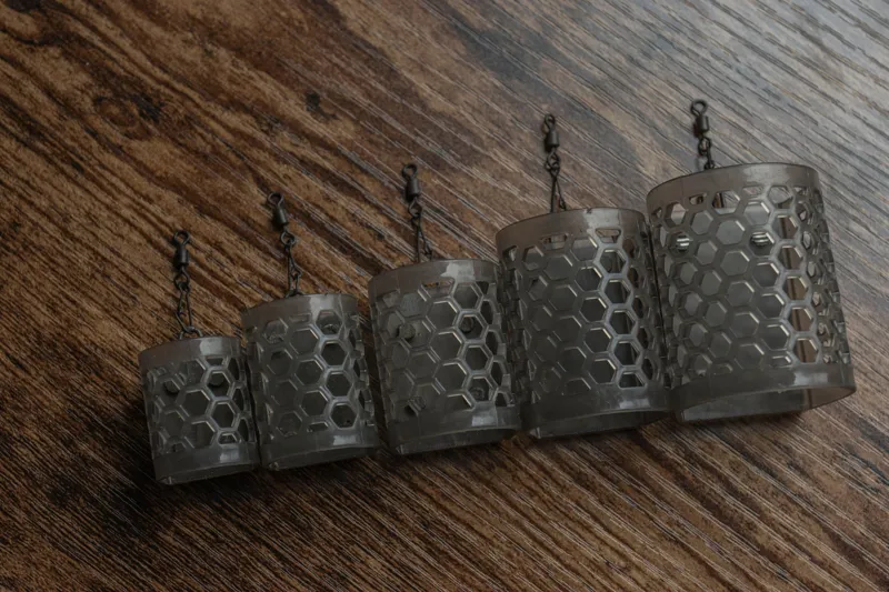Hexmesh Plastic Cage Feeders-1